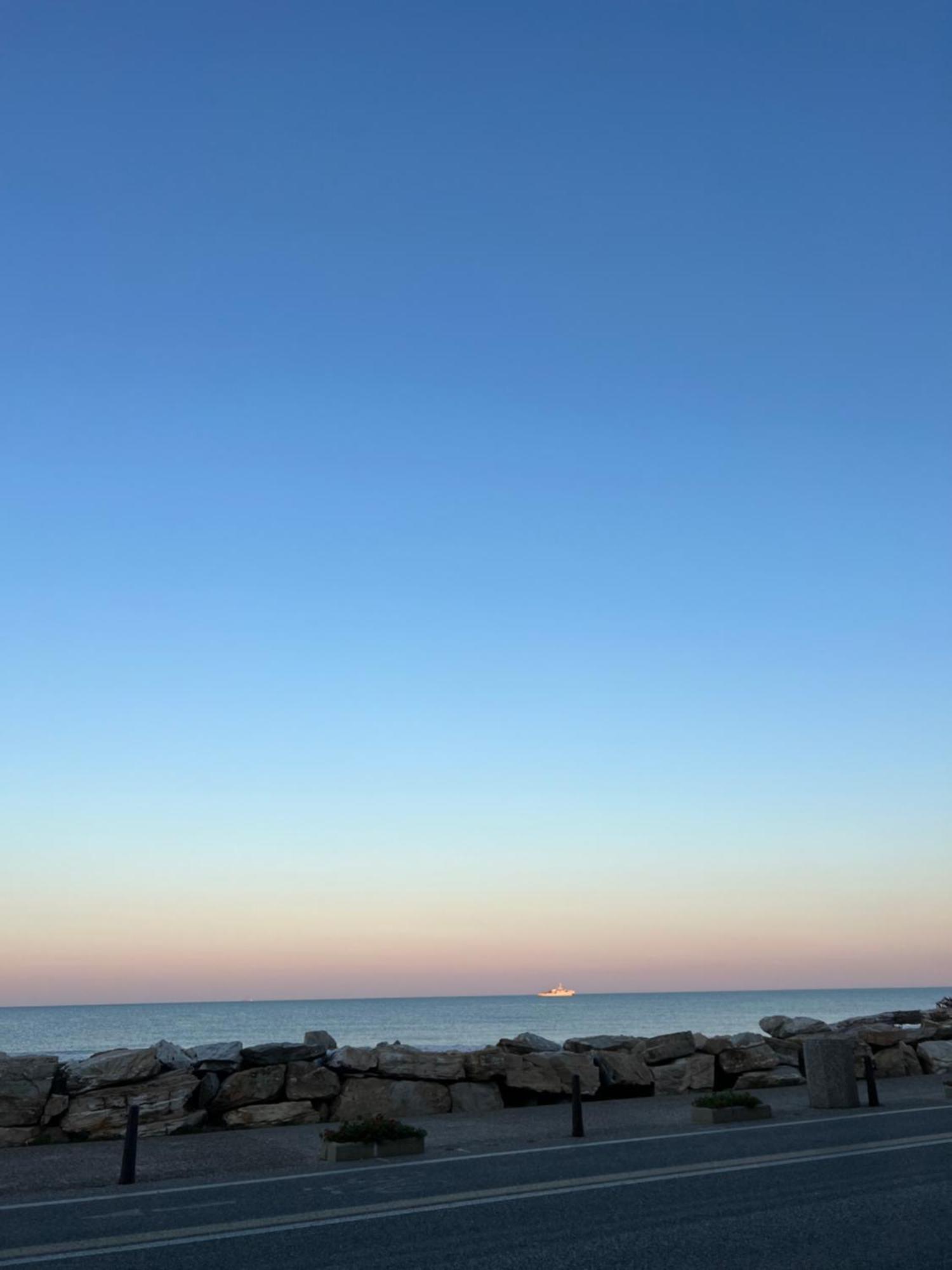 Il Faro Beach House มารินาดิปิซา ภายนอก รูปภาพ